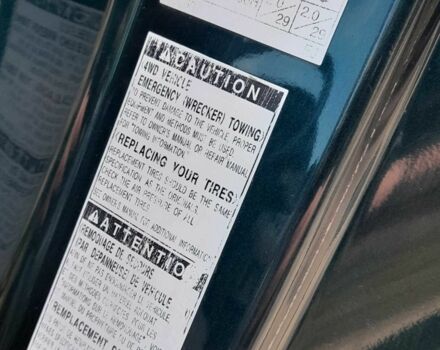 Зелений Тойота РАВ 4, об'ємом двигуна 2 л та пробігом 182 тис. км за 6900 $, фото 2 на Automoto.ua