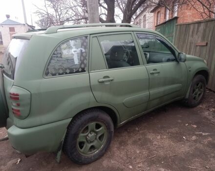 Зеленый Тойота РАВ 4, объемом двигателя 2 л и пробегом 230 тыс. км за 4528 $, фото 2 на Automoto.ua