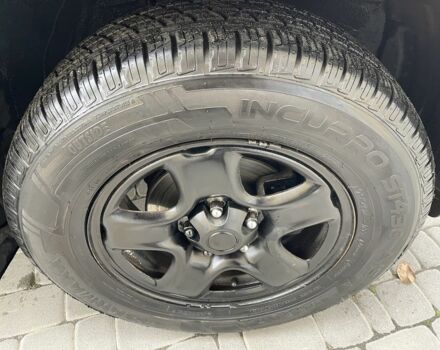 Зеленый Тойота РАВ 4, объемом двигателя 2 л и пробегом 350 тыс. км за 3900 $, фото 6 на Automoto.ua