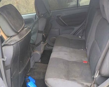 Зеленый Тойота РАВ 4, объемом двигателя 2.2 л и пробегом 550 тыс. км за 2000 $, фото 8 на Automoto.ua