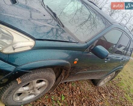 Зеленый Тойота РАВ 4, объемом двигателя 2.2 л и пробегом 550 тыс. км за 2000 $, фото 3 на Automoto.ua