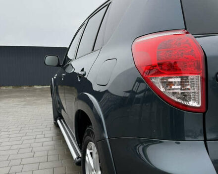 Зеленый Тойота РАВ 4, объемом двигателя 2.23 л и пробегом 210 тыс. км за 8500 $, фото 13 на Automoto.ua