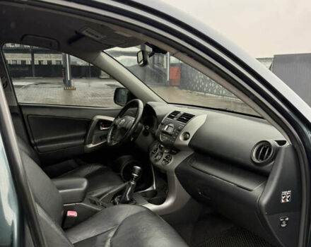 Зеленый Тойота РАВ 4, объемом двигателя 2.23 л и пробегом 210 тыс. км за 8500 $, фото 16 на Automoto.ua