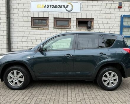 Зелений Тойота РАВ 4, об'ємом двигуна 2.2 л та пробігом 250 тис. км за 2430 $, фото 4 на Automoto.ua