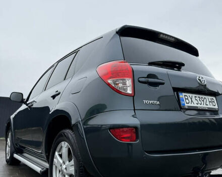 Зеленый Тойота РАВ 4, объемом двигателя 2.23 л и пробегом 210 тыс. км за 8500 $, фото 5 на Automoto.ua