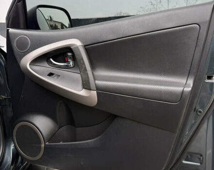 Зеленый Тойота РАВ 4, объемом двигателя 2.23 л и пробегом 210 тыс. км за 8500 $, фото 20 на Automoto.ua