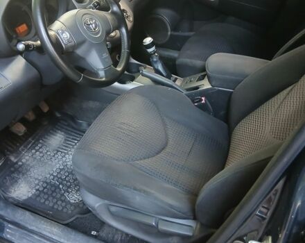 Зеленый Тойота РАВ 4, объемом двигателя 2.2 л и пробегом 313 тыс. км за 7500 $, фото 5 на Automoto.ua