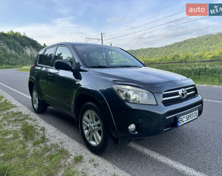Зеленый Тойота РАВ 4, объемом двигателя 2.2 л и пробегом 248 тыс. км за 9000 $, фото 11 на Automoto.ua