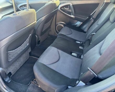 Зелений Тойота РАВ 4, об'ємом двигуна 2.2 л та пробігом 220 тис. км за 2350 $, фото 6 на Automoto.ua