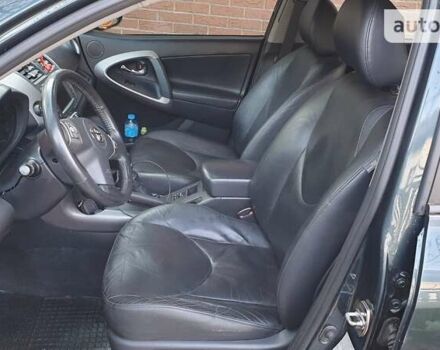 Зеленый Тойота РАВ 4, объемом двигателя 2.2 л и пробегом 197 тыс. км за 9500 $, фото 18 на Automoto.ua