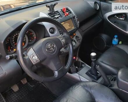 Зеленый Тойота РАВ 4, объемом двигателя 2.2 л и пробегом 197 тыс. км за 9500 $, фото 21 на Automoto.ua