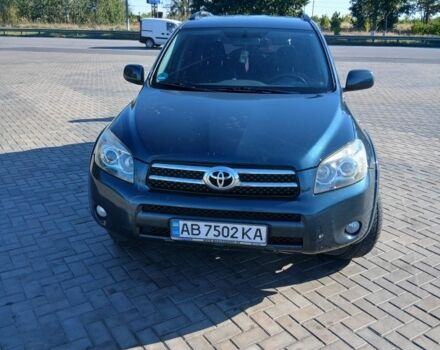 Зеленый Тойота РАВ 4, объемом двигателя 2.2 л и пробегом 313 тыс. км за 7500 $, фото 4 на Automoto.ua