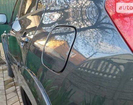 Зеленый Тойота РАВ 4, объемом двигателя 2.2 л и пробегом 197 тыс. км за 9500 $, фото 6 на Automoto.ua