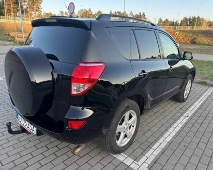 Зелений Тойота РАВ 4, об'ємом двигуна 2.2 л та пробігом 220 тис. км за 2350 $, фото 3 на Automoto.ua