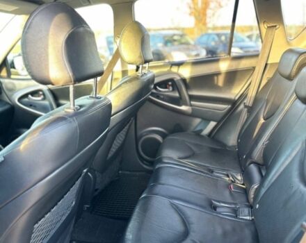 Зеленый Тойота РАВ 4, объемом двигателя 2.2 л и пробегом 228 тыс. км за 2810 $, фото 6 на Automoto.ua