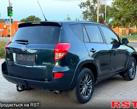 Зелений Тойота РАВ 4, об'ємом двигуна 2.2 л та пробігом 184 тис. км за 9300 $, фото 4 на Automoto.ua