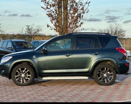 Зеленый Тойота РАВ 4, объемом двигателя 2.2 л и пробегом 228 тыс. км за 2810 $, фото 3 на Automoto.ua