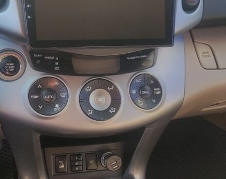 Зеленый Тойота РАВ 4, объемом двигателя 2 л и пробегом 273 тыс. км за 8700 $, фото 13 на Automoto.ua