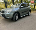 Зеленый Тойота РАВ 4, объемом двигателя 2 л и пробегом 307 тыс. км за 8500 $, фото 4 на Automoto.ua