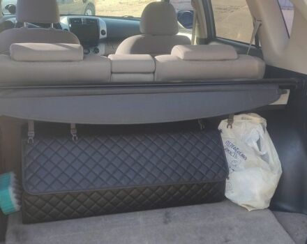 Зеленый Тойота РАВ 4, объемом двигателя 2 л и пробегом 273 тыс. км за 8700 $, фото 4 на Automoto.ua