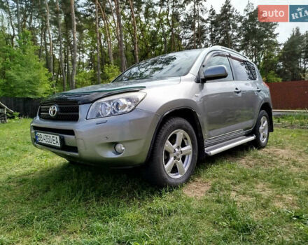 Зеленый Тойота РАВ 4, объемом двигателя 2 л и пробегом 170 тыс. км за 10200 $, фото 8 на Automoto.ua