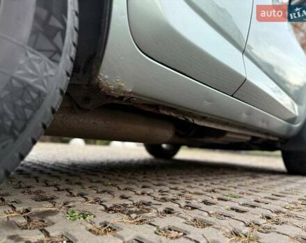 Зеленый Тойота РАВ 4, объемом двигателя 2 л и пробегом 263 тыс. км за 8800 $, фото 14 на Automoto.ua