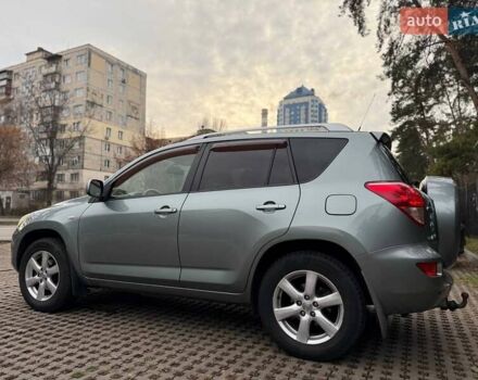 Зеленый Тойота РАВ 4, объемом двигателя 2 л и пробегом 263 тыс. км за 8800 $, фото 5 на Automoto.ua