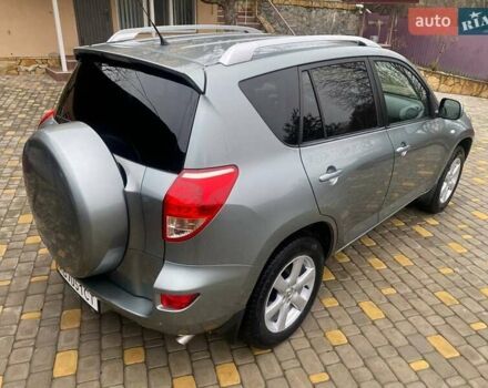 Зелений Тойота РАВ 4, об'ємом двигуна 2 л та пробігом 179 тис. км за 9750 $, фото 1 на Automoto.ua