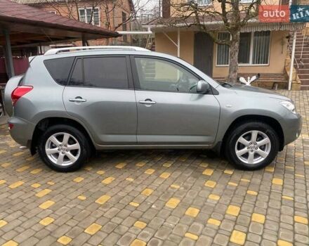 Зелений Тойота РАВ 4, об'ємом двигуна 2 л та пробігом 179 тис. км за 9750 $, фото 7 на Automoto.ua