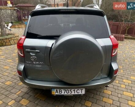 Зелений Тойота РАВ 4, об'ємом двигуна 2 л та пробігом 179 тис. км за 9750 $, фото 16 на Automoto.ua