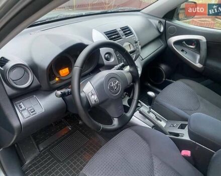 Зелений Тойота РАВ 4, об'ємом двигуна 2 л та пробігом 179 тис. км за 9750 $, фото 36 на Automoto.ua