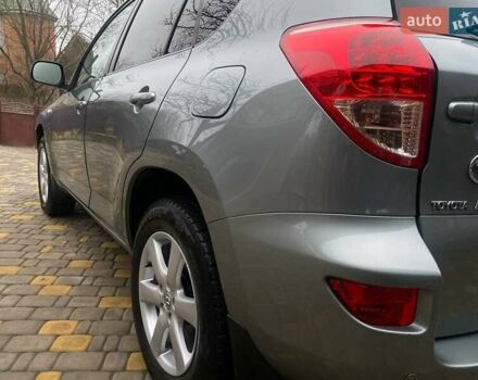 Зелений Тойота РАВ 4, об'ємом двигуна 2 л та пробігом 179 тис. км за 9750 $, фото 14 на Automoto.ua