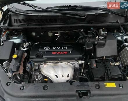 Зелений Тойота РАВ 4, об'ємом двигуна 2 л та пробігом 179 тис. км за 9750 $, фото 45 на Automoto.ua