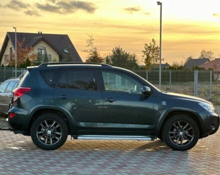 Зеленый Тойота РАВ 4, объемом двигателя 2.2 л и пробегом 208 тыс. км за 1750 $, фото 3 на Automoto.ua