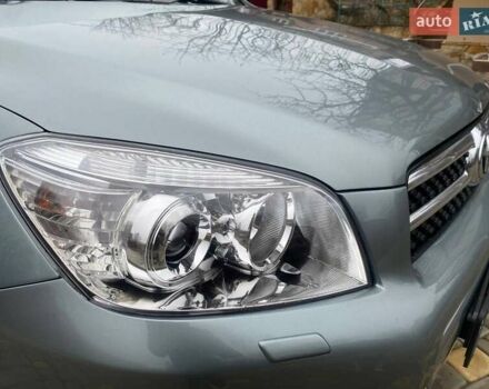 Зелений Тойота РАВ 4, об'ємом двигуна 2 л та пробігом 179 тис. км за 9750 $, фото 11 на Automoto.ua