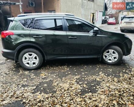 Зеленый Тойота РАВ 4, объемом двигателя 2.49 л и пробегом 143 тыс. км за 14500 $, фото 3 на Automoto.ua