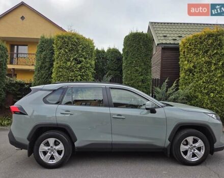 Зелений Тойота РАВ 4, об'ємом двигуна 2 л та пробігом 77 тис. км за 27500 $, фото 5 на Automoto.ua