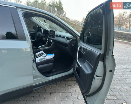 Зелений Тойота РАВ 4, об'ємом двигуна 1.99 л та пробігом 22 тис. км за 30100 $, фото 11 на Automoto.ua