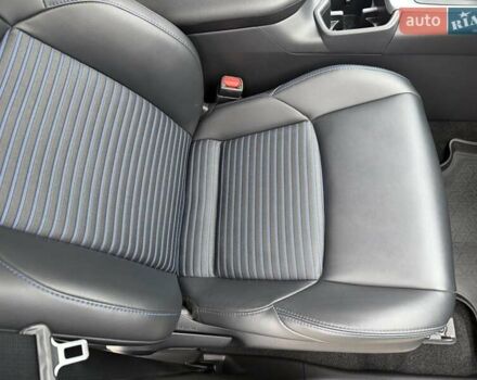 Зеленый Тойота РАВ 4, объемом двигателя 1.99 л и пробегом 37 тыс. км за 31700 $, фото 25 на Automoto.ua