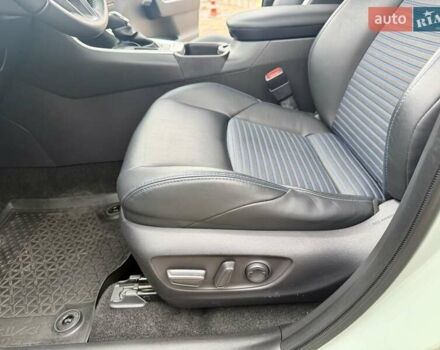 Зеленый Тойота РАВ 4, объемом двигателя 1.99 л и пробегом 37 тыс. км за 31700 $, фото 31 на Automoto.ua