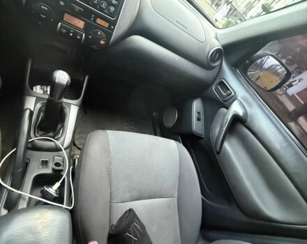 Зеленый Тойота РАВ 4, объемом двигателя 2 л и пробегом 390 тыс. км за 5800 $, фото 6 на Automoto.ua