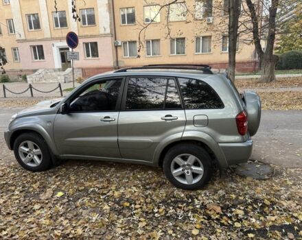 Зеленый Тойота РАВ 4, объемом двигателя 2 л и пробегом 390 тыс. км за 5800 $, фото 2 на Automoto.ua