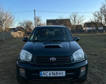 Зеленый Тойота РАВ 4, объемом двигателя 2 л и пробегом 300 тыс. км за 7000 $, фото 1 на Automoto.ua