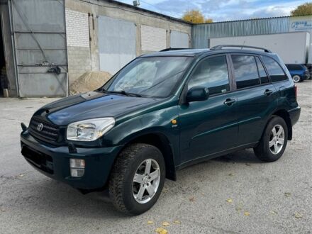 Тойота РАВ 4 2002 в Черкассах на Automoto.ua Зеленый Тойота РАВ 4, объемом двигателя 2 л и пробегом 204 тыс. км за 3900 $, фото 1 на Automoto.ua