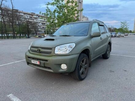 Тойота РАВ 4 2004 у Києві на Automoto.ua Зелений Тойота РАВ 4, об'ємом двигуна 2 л та пробігом 172 тис. км за 5000 $, фото 1 на Automoto.ua
