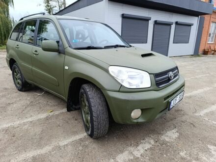 Тойота РАВ 4 2005 в Изюме на Automoto.ua Зеленый Тойота РАВ 4, объемом двигателя 2 л и пробегом 333 тыс. км за 3000 $, фото 1 на Automoto.ua