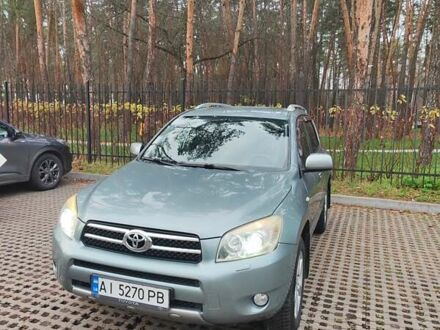 Зелений Тойота РАВ 4, об'ємом двигуна 2 л та пробігом 263 тис. км за 8800 $, фото 1 на Automoto.ua