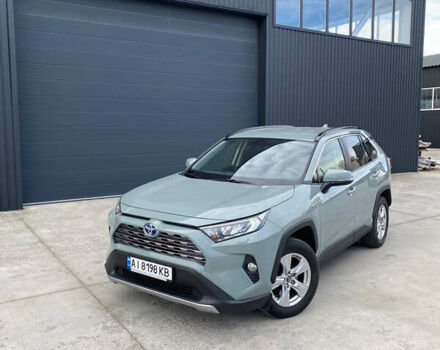 Тойота РАВ 4 2018 в Броварах на Automoto.ua Зеленый Тойота РАВ 4, объемом двигателя 2.49 л и пробегом 112 тыс. км за 29100 $, фото 1 на Automoto.ua