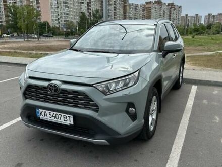 Тойота РАВ 4 2020 в Киеве на Automoto.ua Зеленый Тойота РАВ 4, объемом двигателя 1.99 л и пробегом 227 тыс. км за 22500 $, фото 1 на Automoto.ua