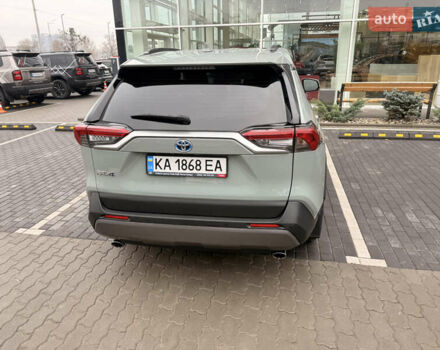 Зеленый Тойота РАВ 4, объемом двигателя 2.49 л и пробегом 70 тыс. км за 34000 $, фото 1 на Automoto.ua